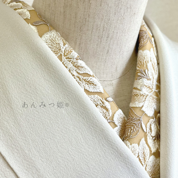洗える刺繍半衿  シャンパンベージュの花 2枚目の画像