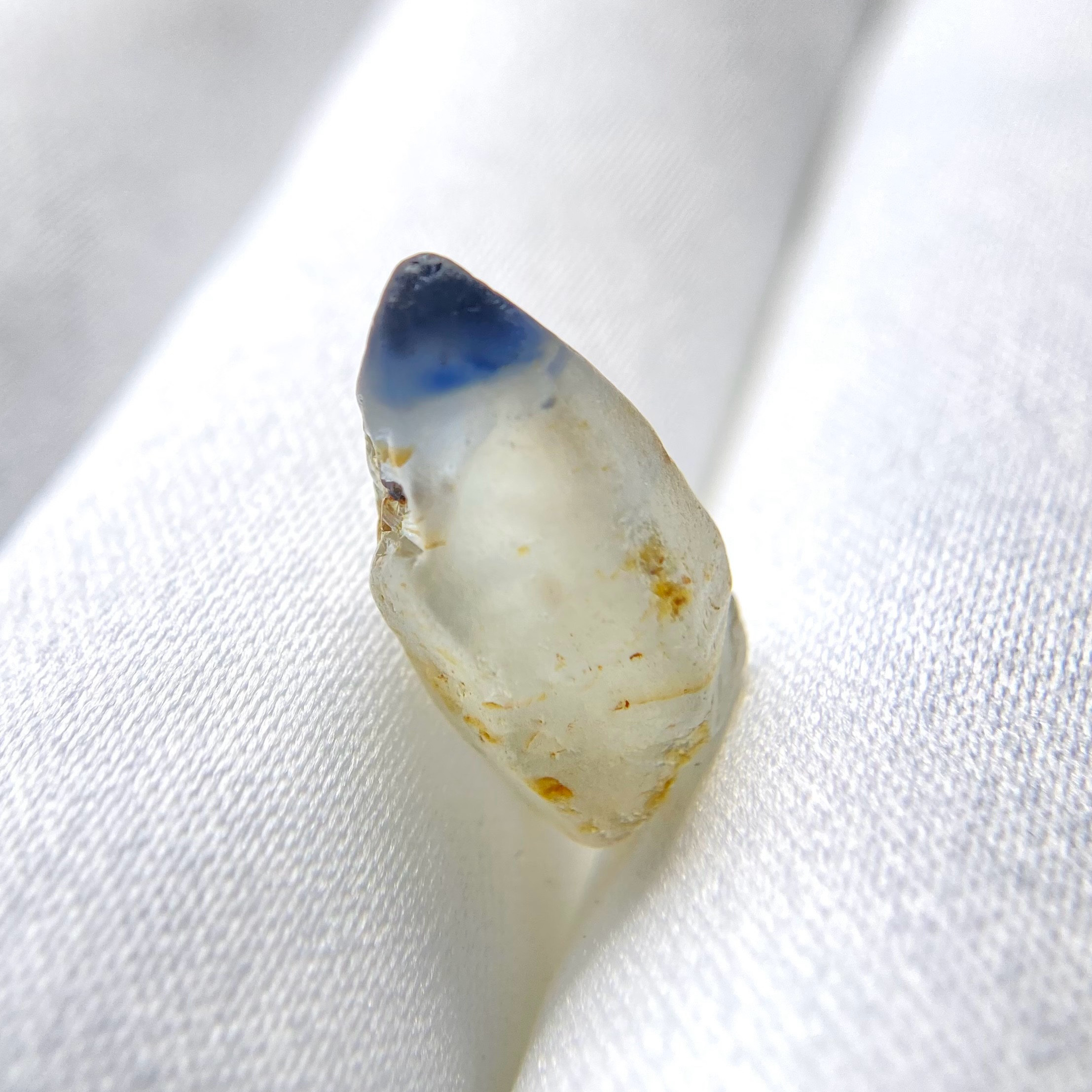 サファイア原石【SAPPHIRE】