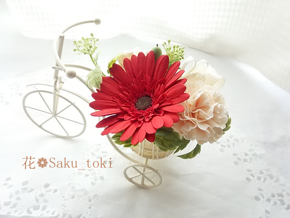 ❁來表達你的心情吧♡可愛的黏土插花【紅色非洲菊/康乃馨】❁ 第1張的照片