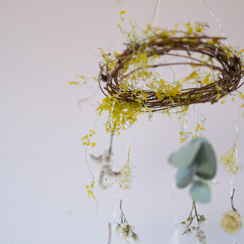 グリーンとホワイトのナチュラルなガーランド＊ドライフラワー