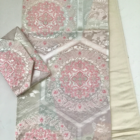 袋帯　結婚式バッグ　茶会　袱紗　リサイクル正絹袋帯　華文　リメイク835 2枚目の画像