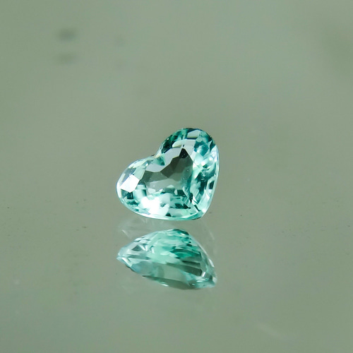 天然パライバトルマリン0.30ct ハートシェイプ その他アクセサリー  