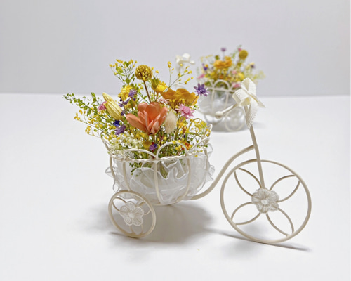 ドライフラワー/癒しの花カゴ自転車 ドライフラワー & Dahlia