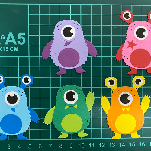 秋⑤ サンプルページ ♡ クラフトパンチ ダイカット アルバム