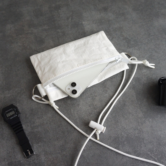 [全新] 輕便耐用！ Sacoche 單肩包（白色）休閒床單製成的智慧型手機袋 第2張的照片