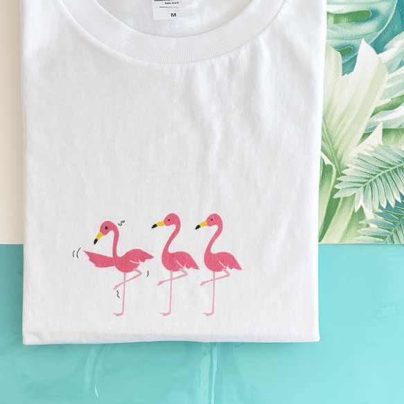 【ポンコツ！】ふらふら！フラミンゴ Tシャツ 1枚目の画像