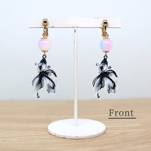 金魚イヤリング 黒】 ピアス 和風 ブラック プレゼント