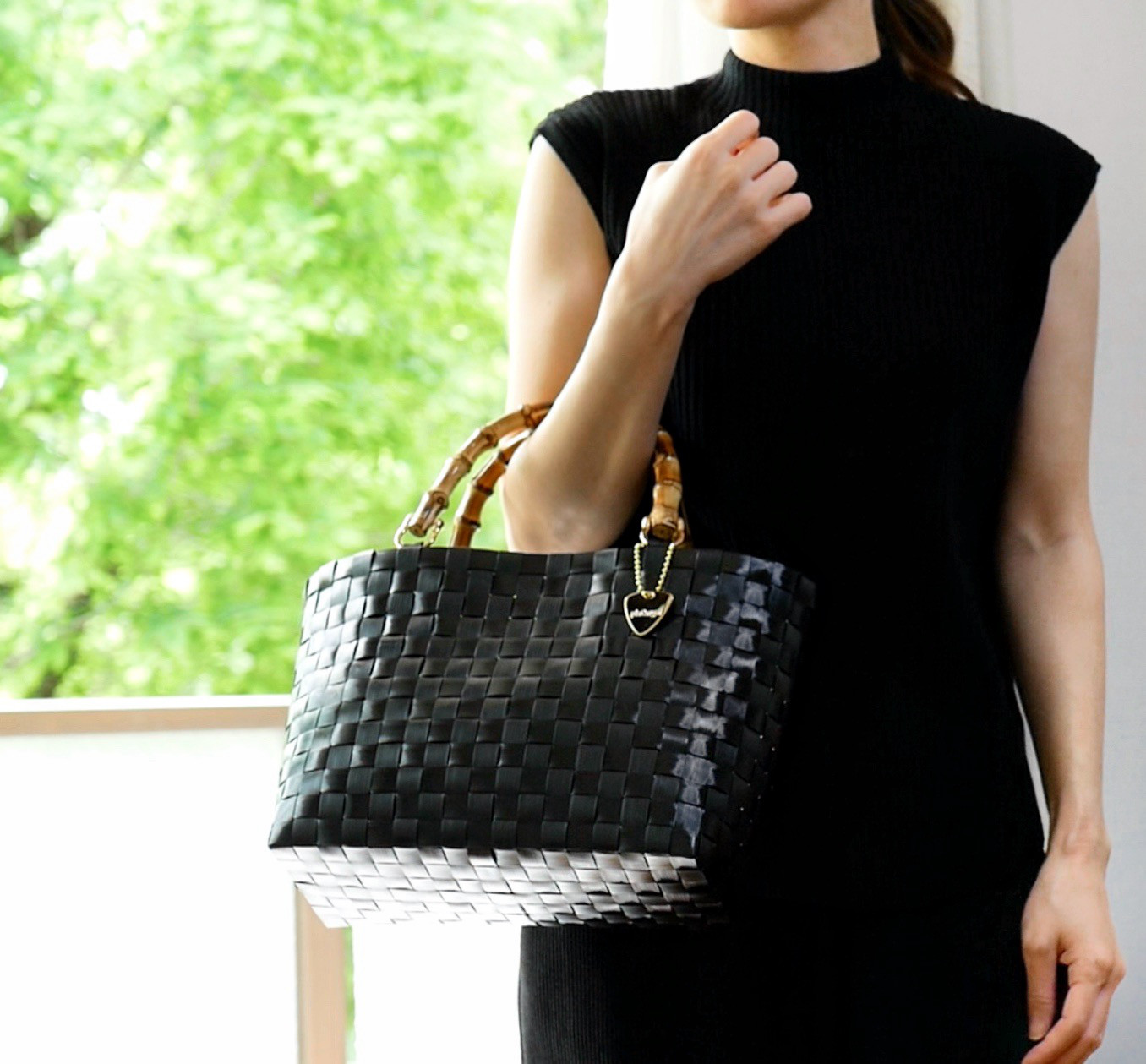 ブラック×バンブーハンドル  M　2WAYプラカゴバッグ