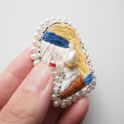 ✳︎ 真珠の耳飾りの少女 フェルメール ✳︎ ビーズ 刺繍 ブローチ 5枚目の画像