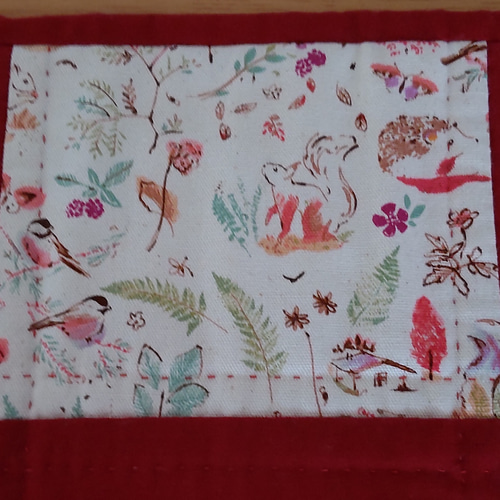 パッチワーク  ハンドメイド　ラグマット パッチワークラグマットの作り方を学ぶ | TikTok