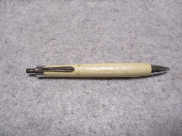 定家葛(テイカカズラ)　キヌカオイル仕上げ　木軸ボールペン(シャープペンシル)　 1枚目の画像
