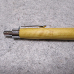御蔵島柘植　縮み杢　椿油仕上げ　木軸ボールペン(シャープペンシル) 9枚目の画像