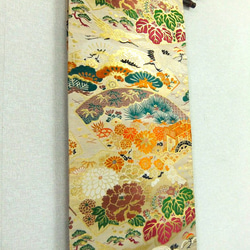 【(16)1929】180cm/大正昭和時代の帯からリメイク/鶴や小花/タペストリー・テーブルランナー 2枚目の画像