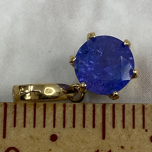 k18YG AU750 18金 天然タンザナイト 0.87ct ペンダントトップ よーだ  