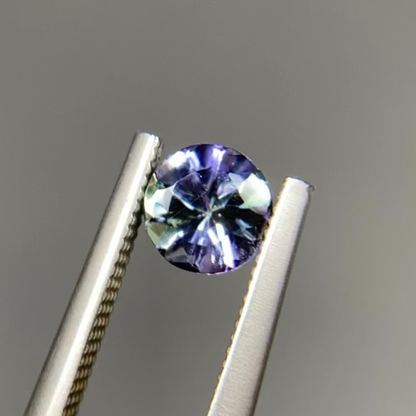 バイカラータンザナイト 0.45ct 5mm リング セミオーダー用 12枚目の画像