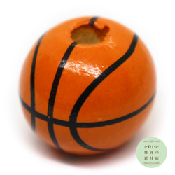 バスケットボールの丸い木製ウッドビーズ☆キッズアクセサリーにも！（スポーツチャーム）6個セット #BW-0011 2枚目の画像