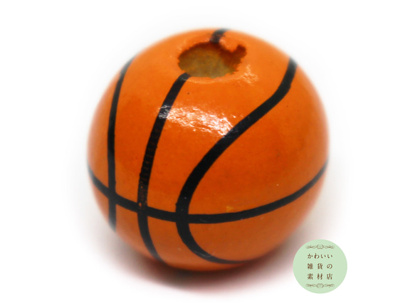 バスケットボールの丸い木製ウッドビーズ☆キッズアクセサリーにも！（スポーツチャーム）6個セット #BW-0011 2枚目の画像