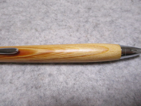 肥松(黒松)ジン　伊後の大松　蜜蠟ワックス仕上げ　木軸ボールペン(シャープペンシル)  　希少材　 5枚目の画像