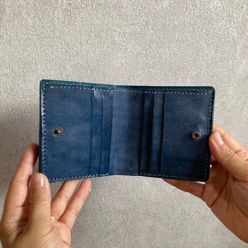 隠れポケットつきコンパクト財布 カード多めver 二つ折り財布 In