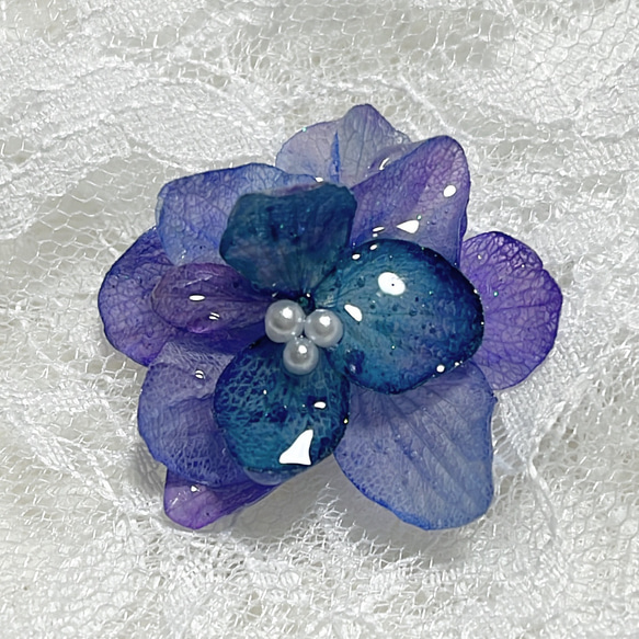 本物　紫陽花　パープルグラデーション 帯留め  ブローチ  かんざし ④ 1枚目の画像