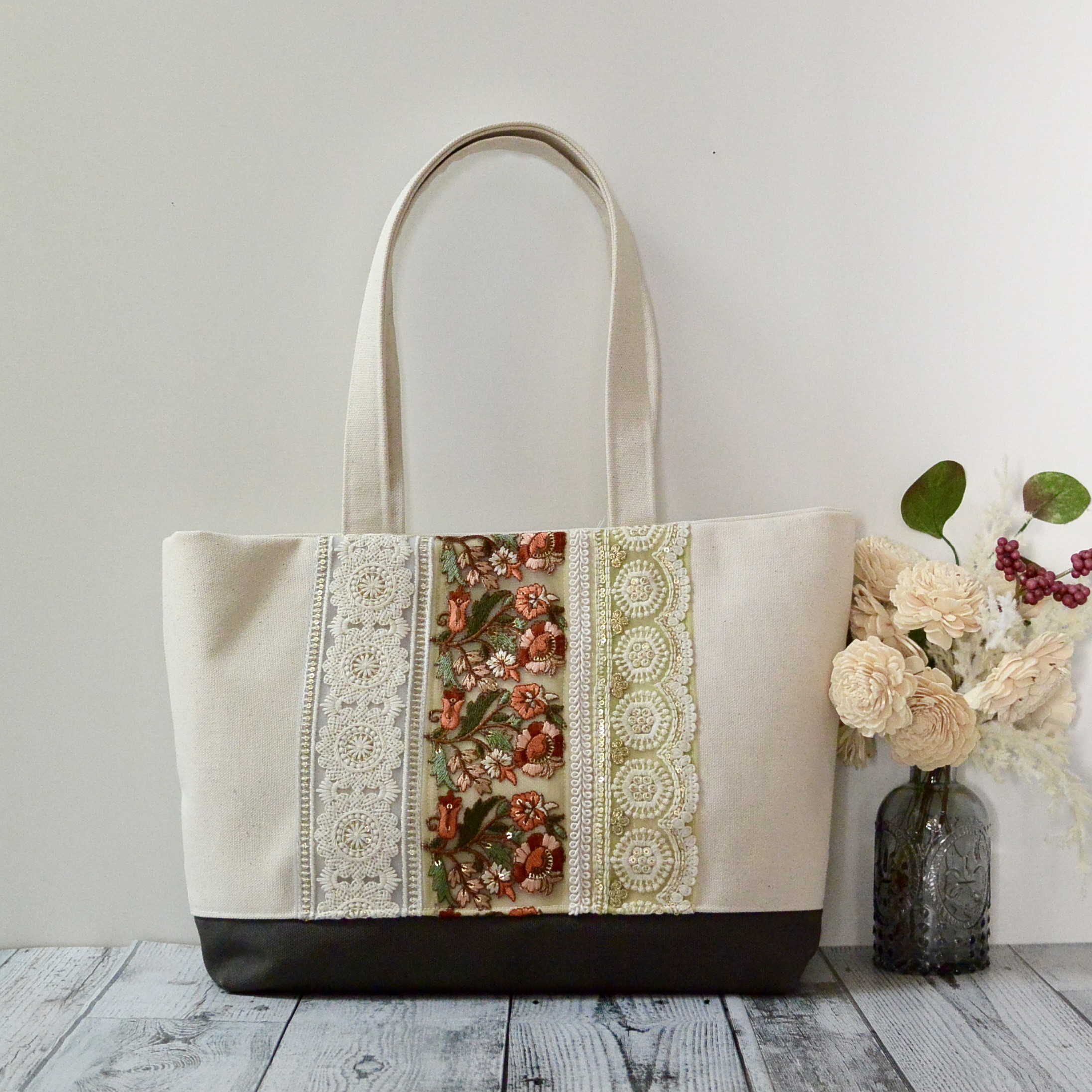 インド刺繍リボン＊ジュートバッグ(手縫い刺繍入り)Yellow