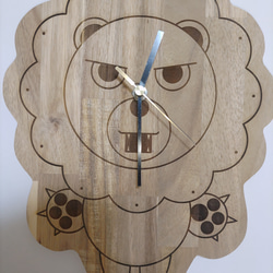 木製　ライオン　掛け時計 1枚目の画像