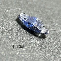 ブルーサファイアクリスタル天然石　0.7ct　 Natural Blue Sapphire Crystal 5枚目の画像