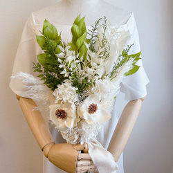 ナチュラルゴールドクリスマスリース プリザーブドフラワー 冬のリース