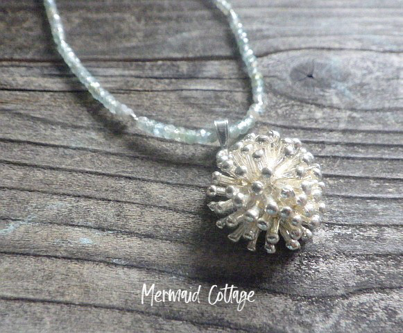 Big Sea Urchin ウニのステートメント・アパタイトネックレス