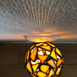 ステンドグラス　おやすみランプ・電球型 4枚目の画像
