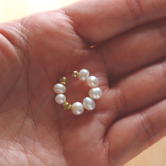 淡水珍珠耳骨夾 | 約 5 毫米 | 品質 AA+ | 第7張的照片