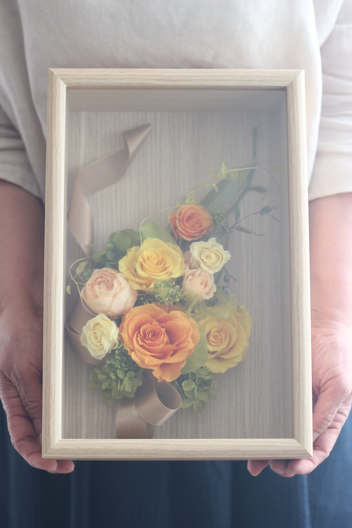 プリザーブドフラワー花束アレンジ　オレンジイエロー系