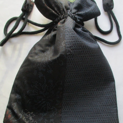 ７７３３　大島紬の着物で作った巾着袋　＃送料無料 1枚目の画像