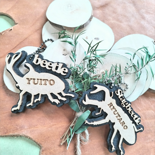 デジモン 木製タグキーホルダー 全8種 デジモン 木製タグキーホルダー