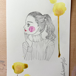 【委託販売中】オリジナル手描きイラスト #11「Yellow」鉛筆画と水彩画のおしゃれな美人画アート  B5イエロー黄色 1枚目の画像