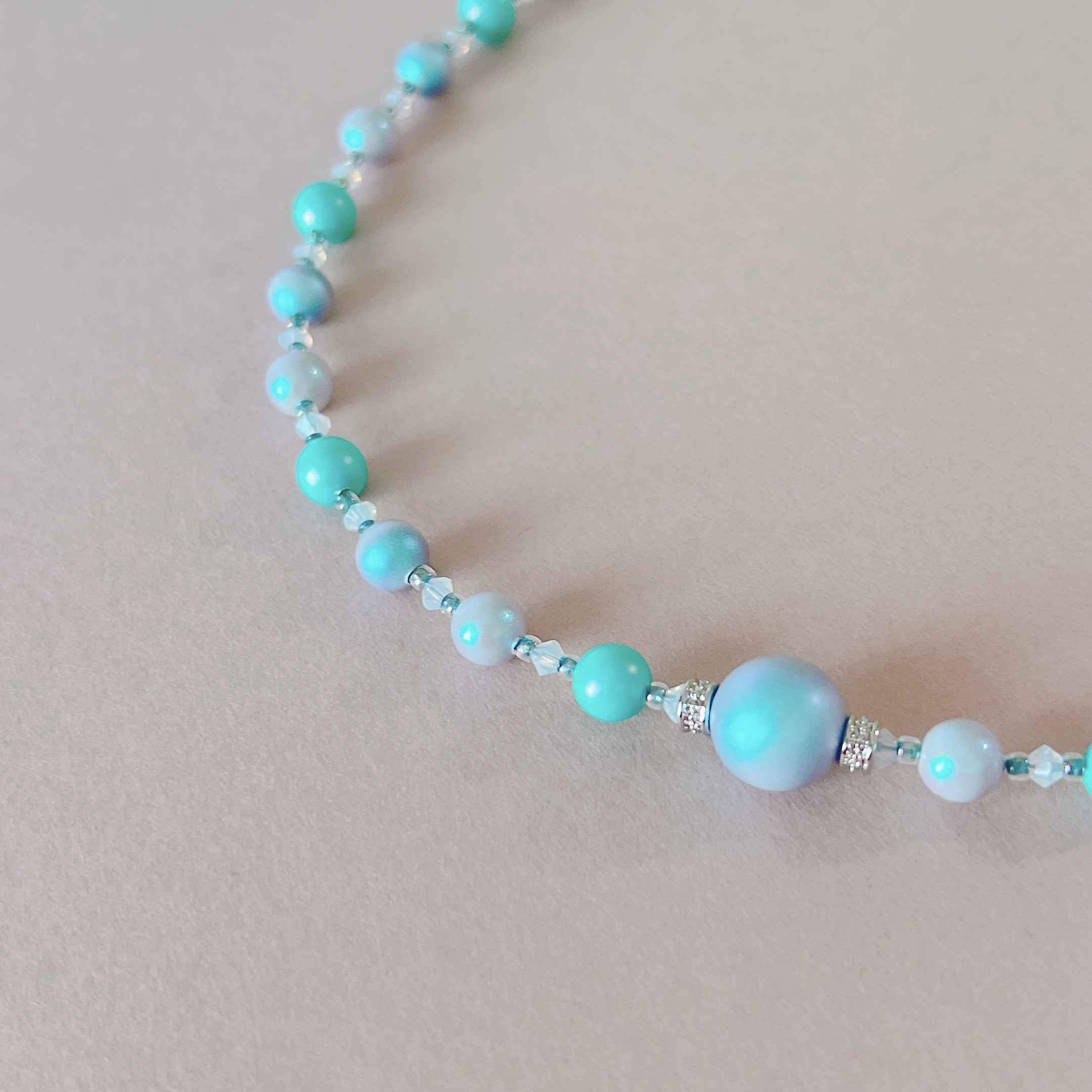 パールチョーカー　アシメントリー　ターコイズブルー系