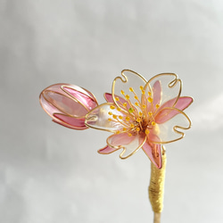 1輪の桜のかんざし 4枚目の画像