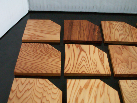 ●屋久杉　無垢　木目の美しい敷板　コースター　茶托　お菓子皿　銘々皿 K338 3枚目の画像