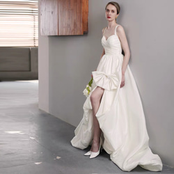 サテン キャミソール リボン スリット 二次会 前撮り ウェディングドレス（WD242205） 2枚目の画像
