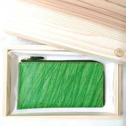小さめ長財布 手染め・手縫い ぺったんこ薄マチＬファスナー シンプル グリーン 竹 軽い 自然 11枚目の画像
