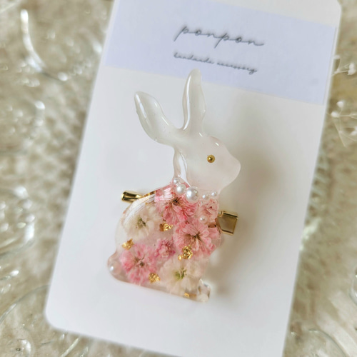 うさぎ＊ビジュー＊レジンヘアゴム＊ブローチ