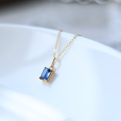 【creema限定セット】14kgf カイヤナイトのスクエアピアス/イヤリング&ネックレス ロイヤルブルー ギフト 4枚目の画像