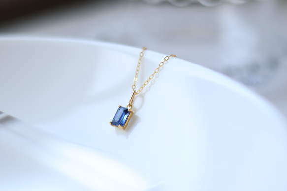 【creema限定セット】14kgf カイヤナイトのスクエアピアス/イヤリング&ネックレス ロイヤルブルー ギフト 4枚目の画像