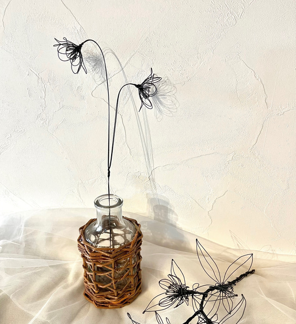 オダマキ 一輪挿し ワイヤーアート ワイヤークラフト 【受注制作 オダマキ 一輪挿し ワイヤーアート ワイヤークラフト 【受注制作