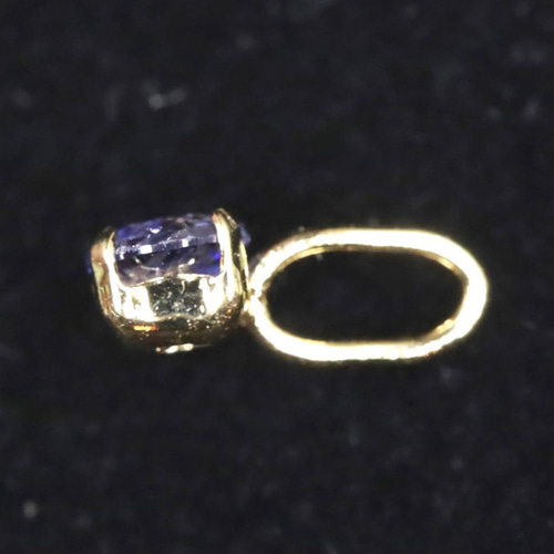 ベニトアイト 1.3mmラウンドカット ペンダント K18YG **希少石