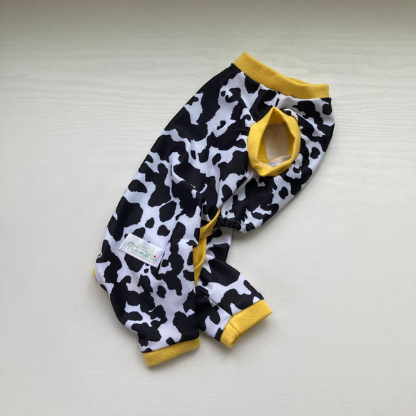 ハンドメイド犬服(ロンパースsサイズ)