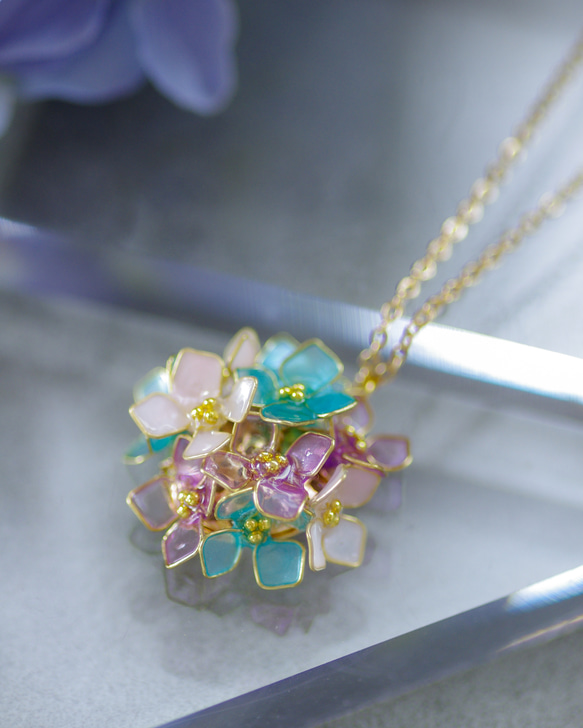 丸みのキュートな紫陽花ネックレス/首かざり ネックレス・ペンダント  
