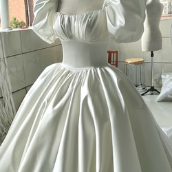 お買い得！人気上昇中　パフスリーブ　ボリューム　カラー変更可能　可愛いドレス　プリンセスライン細見えシルエット結婚式挙式 3枚目の画像