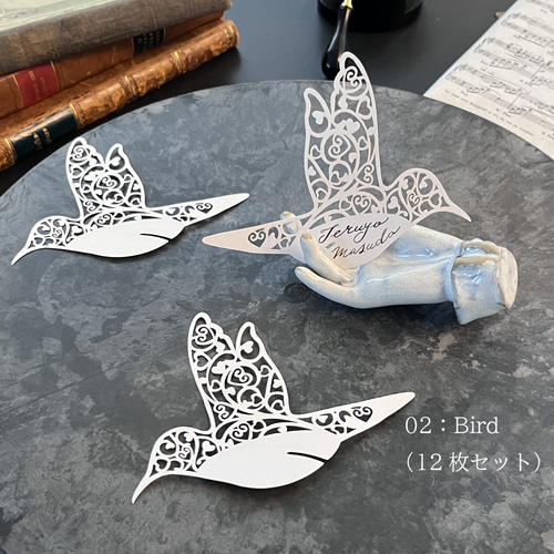 ブランド品 通販サイト 蝶と鳥＞繊細レースのネームカードとナプキンリング メッセージ 工芸品