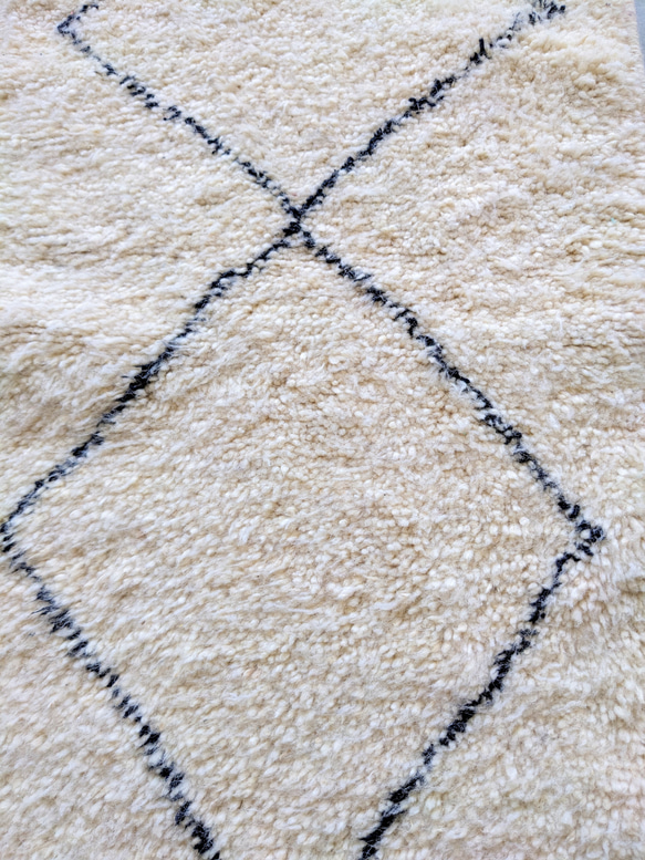 モロッコ ラグ ベニワレンNo.8　ホワイト　カーペット　絨毯 7枚目の画像